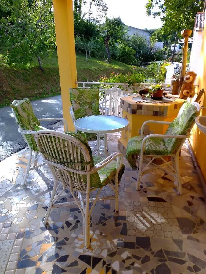 Apartman Sirena Pićan Apartment